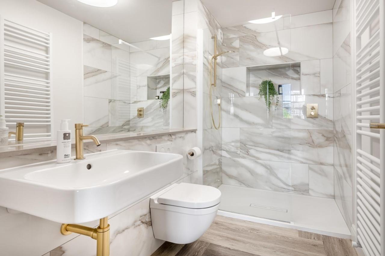 Esperance - Brand New Luxury Studio With Parking Боунесс-он-Віндермір Екстер'єр фото